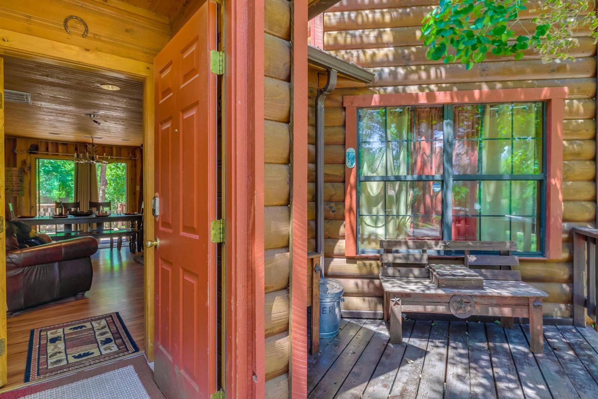 Unique Bear Country Cabin In Ruidoso With Hot Tub! Esterno foto