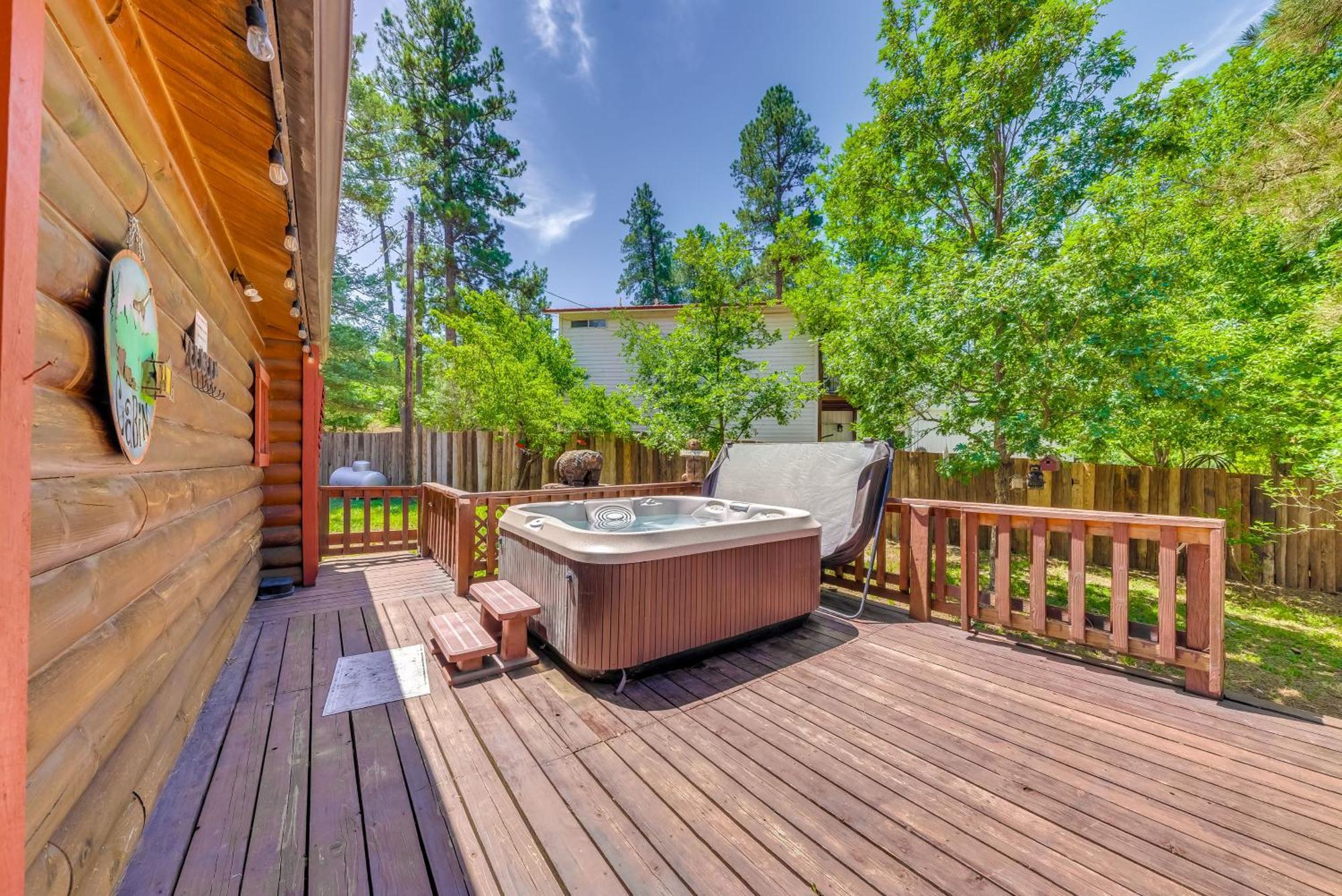 Unique Bear Country Cabin In Ruidoso With Hot Tub! Esterno foto