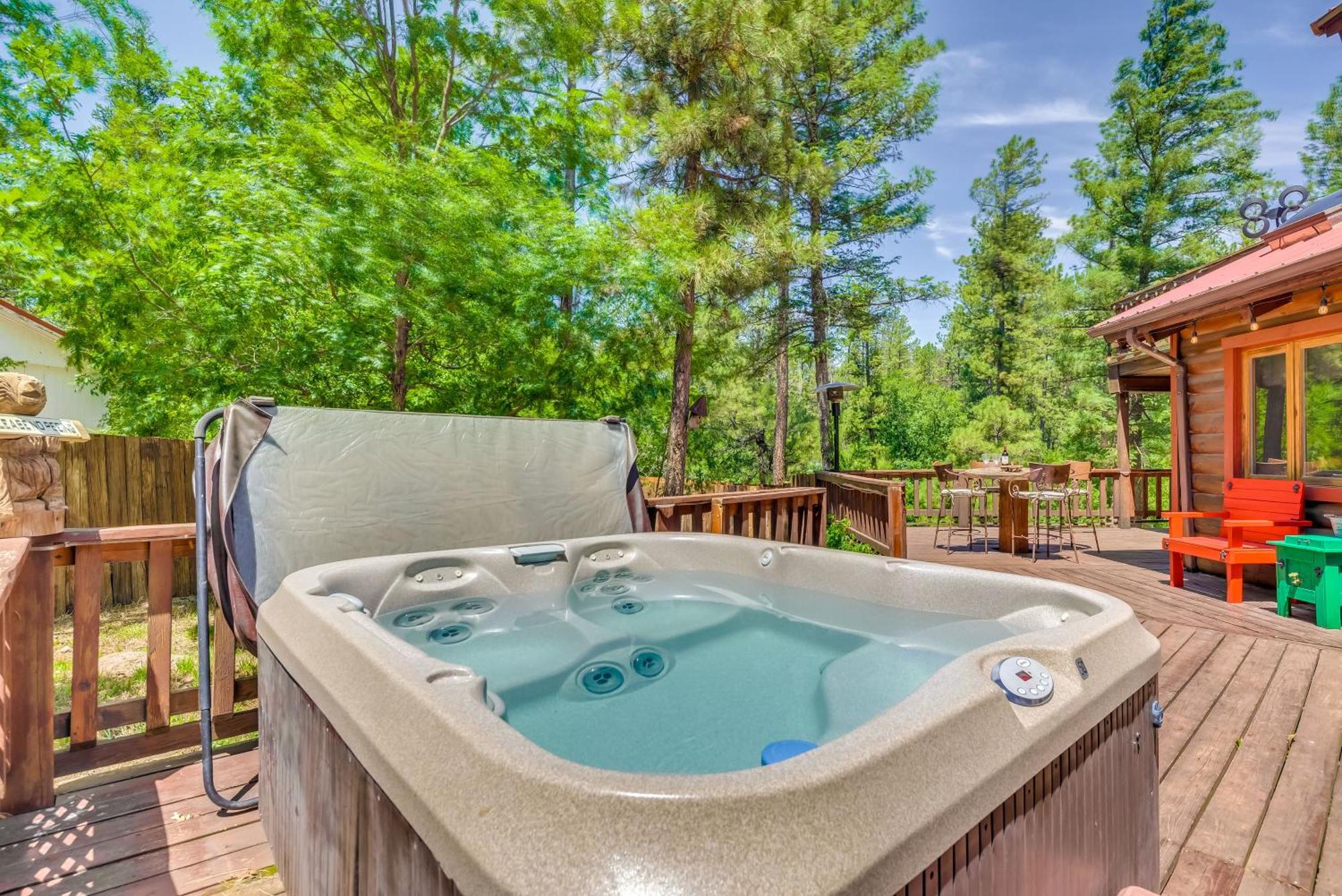 Unique Bear Country Cabin In Ruidoso With Hot Tub! Esterno foto